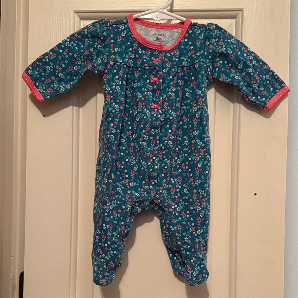 Floral green 3 month sleep & play